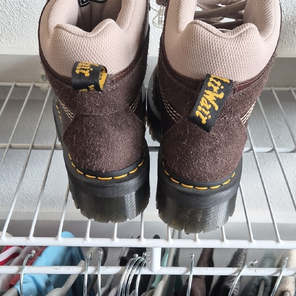 NWOB Dr. Martens Brown Leather and Suede Zuma Hiker - Picture 3 of 4